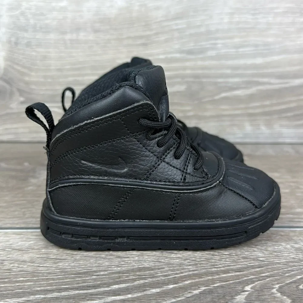 Nike Woodside 2 High Top ACG Triple Black Toddler Boys Sz 7 Rain Snow Boots